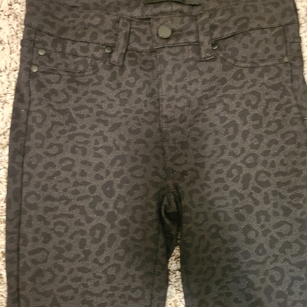 Liverpool Black Leopard Skinny Jeggings - Picture 2 of 12